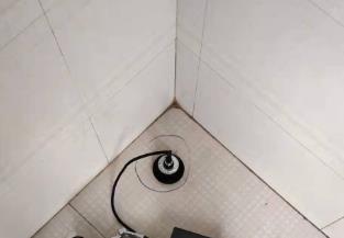 延平卫生间漏水维修之 loft 夹层储藏室毗邻暗管渗水哪家好，推荐诚匠小爱修缮